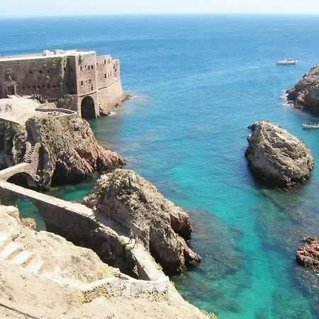 Estrela Do Mar - 100m Da Peniche